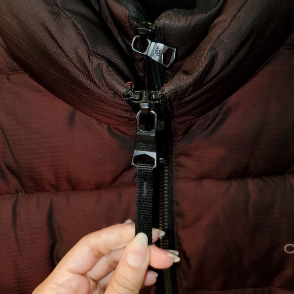 Calvin Klein Merlot Classic Puffer Coat - Picture 4 of 16